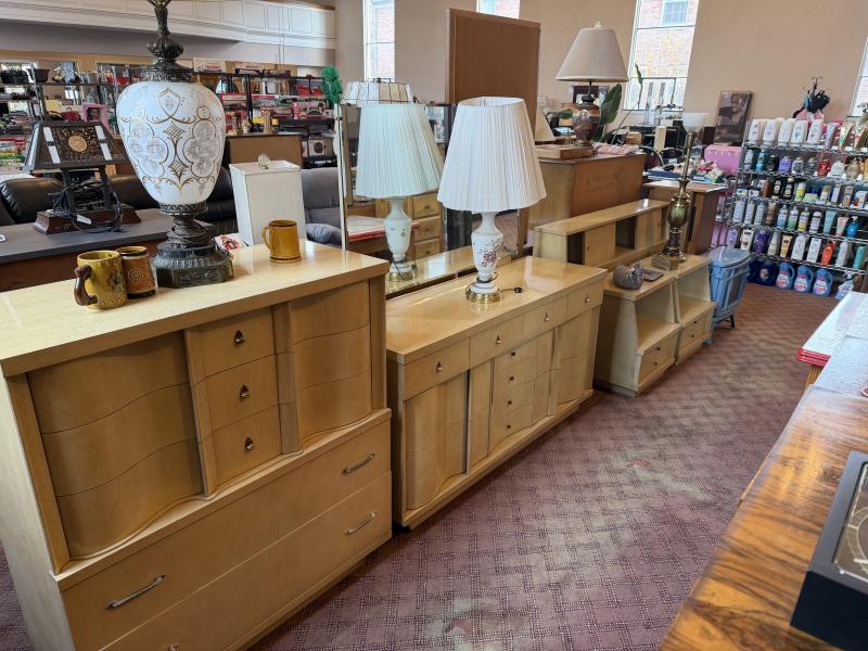 Sale Photo Thumbnail #26