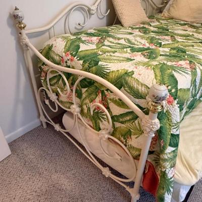 Sale Photo Thumbnail #94