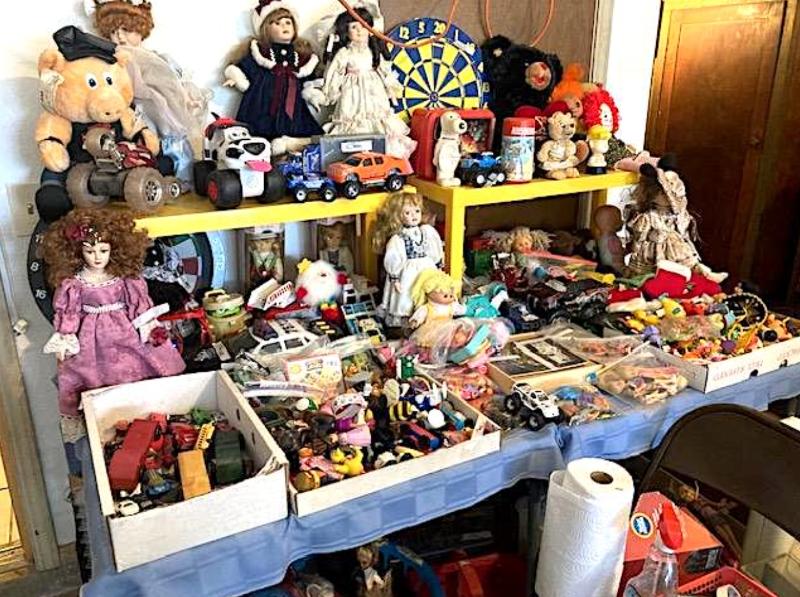 Sale Photo Thumbnail #11