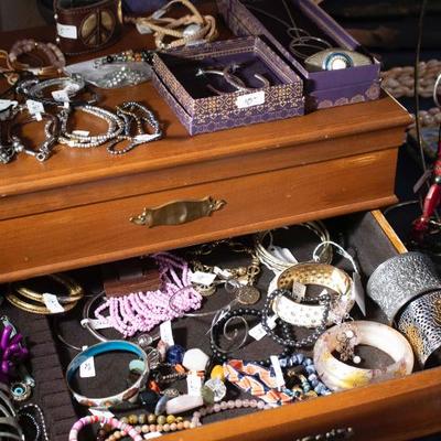 Sale Photo Thumbnail #154