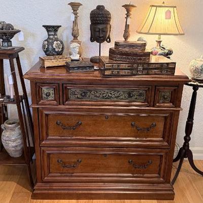 Sale Photo Thumbnail #298