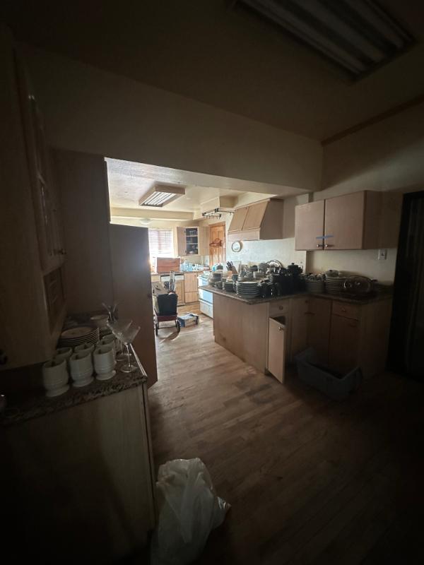 Sale Photo Thumbnail #52