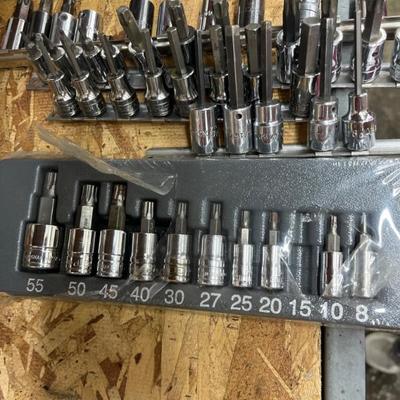 Sale Photo Thumbnail #36