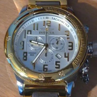 Invicta Russian Diver Men's Watch. Two Tone Gold And Silver Band