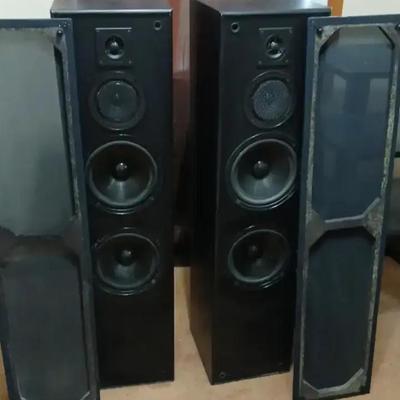 KLH Speakers