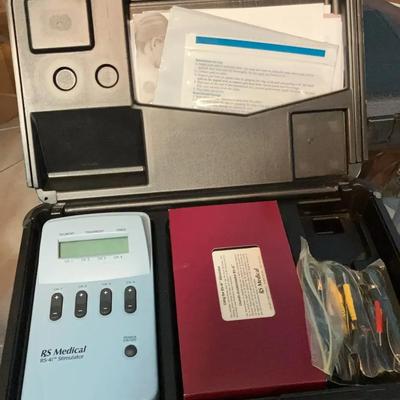 Medical Stimulator RS 41 (2 of 2)