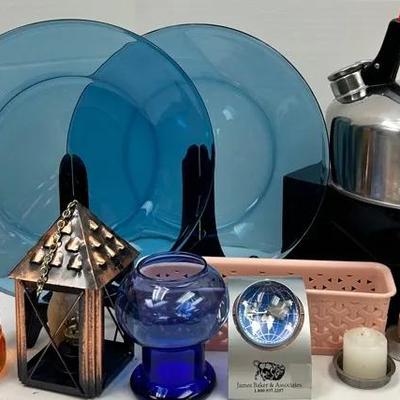 Assorted Household Decor and Kitchen Lot