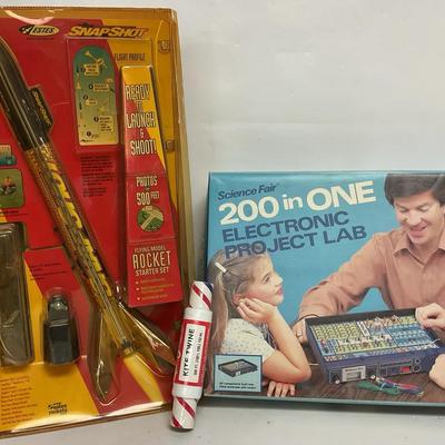 “Estes” Rocket, “Science Fair” Electronic Lab and Kite Twine