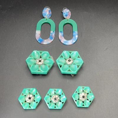 MidCentury Celluloid Turquoise Simulant-Tone Belt Buckle and Buttons