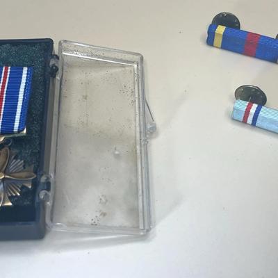 Distinguished Flying Cross Medal, Air Force Training & Good Conduct  Ribbons, US Armed Forces 