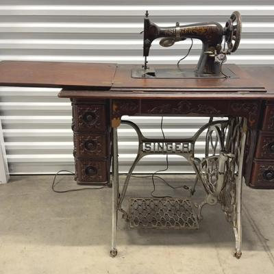 Singer Treadle Sewing Machine