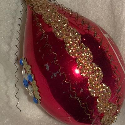Vintage Red Teardrop Glass Ornament with Gold Filigree & Blue Rhinestones – Mid-Century Hand-Decorat