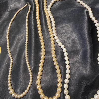 Lot of 3 Vintage Pearl Necklaces – Sterling Silver & Gold-Filled Clasps – Classic Elegance 