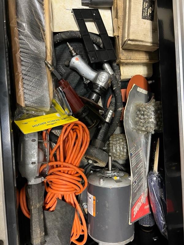 Sale Photo Thumbnail #146