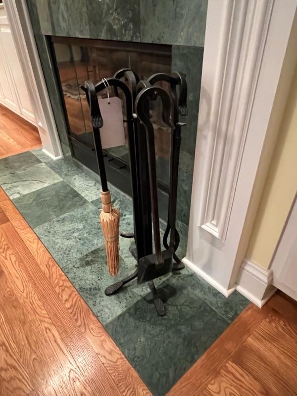 Sale Photo Thumbnail #104