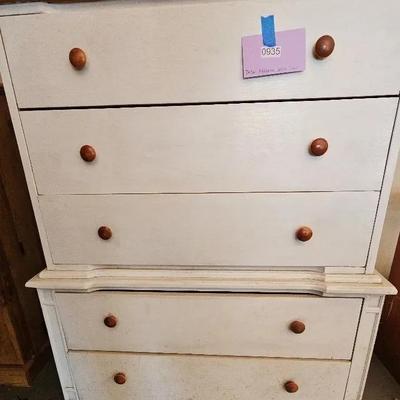Dresser