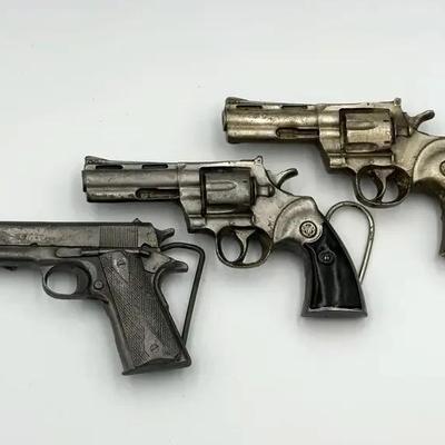 1978 Bergamot Brass Works Pistol Belt Buckles - Lot H