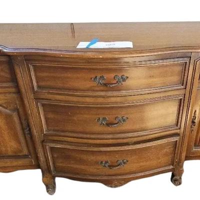 Dinning  Room Buffet 