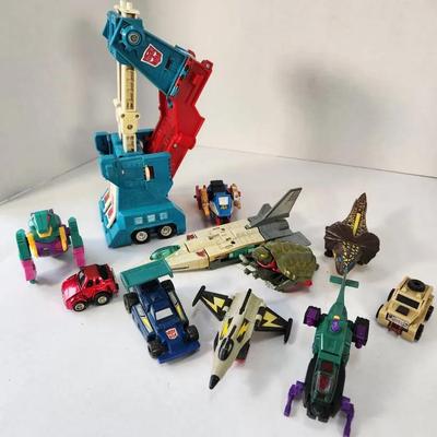  Hasbro/Takara G1 Transformers Vintage 80s Action Figure Lot 11 Pieces 