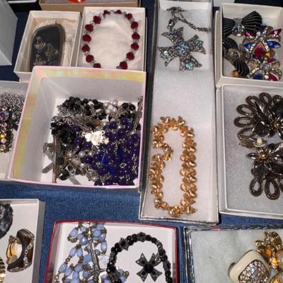 Sale Photo Thumbnail #2