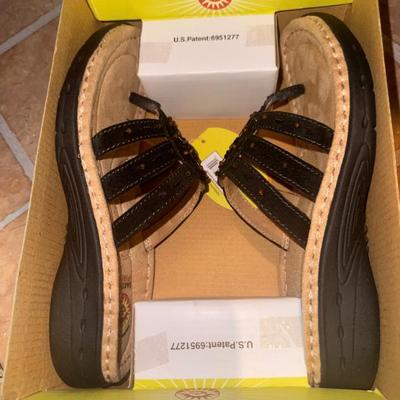 Sale Photo Thumbnail #386