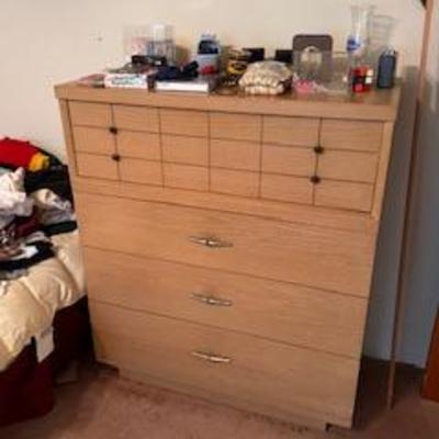 Sale Photo Thumbnail #44