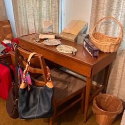 Sale Photo Thumbnail #18