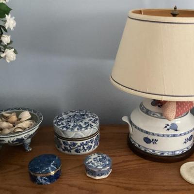 Sale Photo Thumbnail #160: Modern decorative porcelain jars