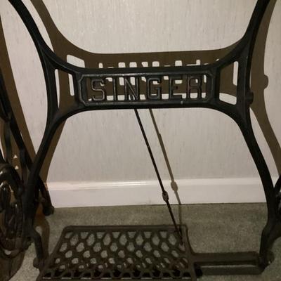 Sale Photo Thumbnail #217: Singer treadle sewing machine base