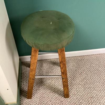 Sale Photo Thumbnail #193: Bar stool