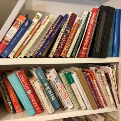 Sale Photo Thumbnail #77: Book collection 2)