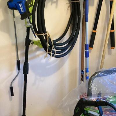 Sale Photo Thumbnail #66: Tubing on utility wall rack