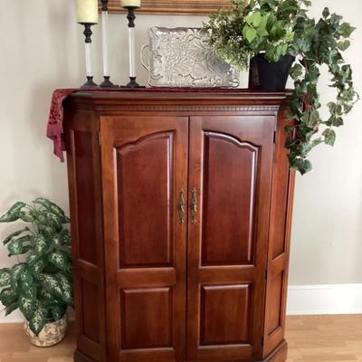 Sale Photo Thumbnail #224: Wooden corner cabinet potted plants