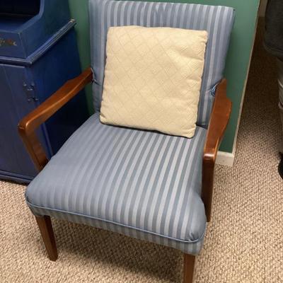 Sale Photo Thumbnail #195