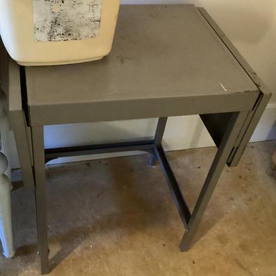 Sale Photo Thumbnail #59: Metal utility table work bench