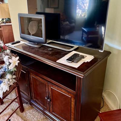 Sale Photo Thumbnail #175