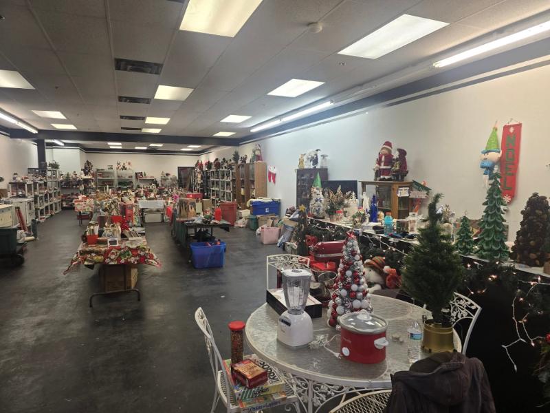 Sale Photo Thumbnail #6