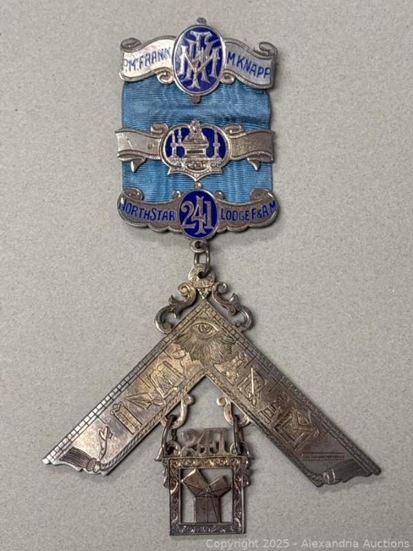 Sale Photo Thumbnail #60