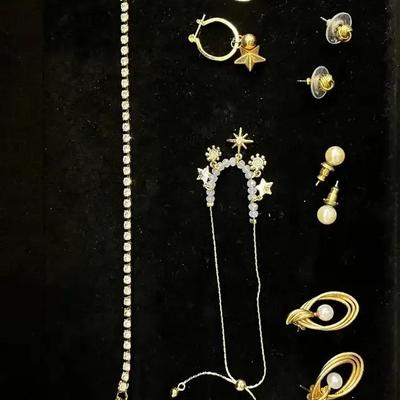 Goldtone Bracelets & Earrings 