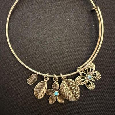 Israel Sterling Silver Bracelet + Stud Earrings 