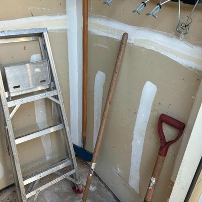 Sale Photo Thumbnail #658