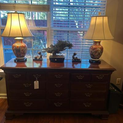 Sale Photo Thumbnail #579: Vintage Thomasville 9 drawer dresser. $395. Original brass hardware. 