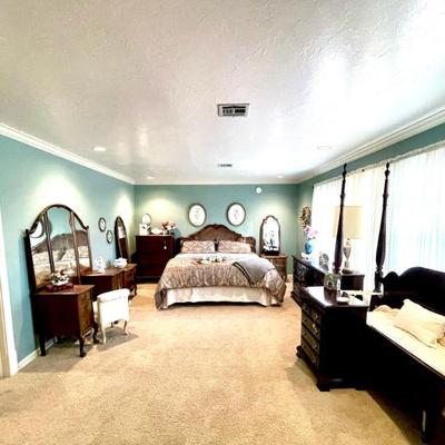 Sale Photo Thumbnail #4