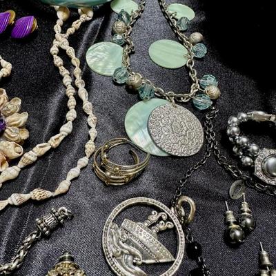 Sale Photo Thumbnail #59