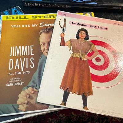 Sale Photo Thumbnail #447