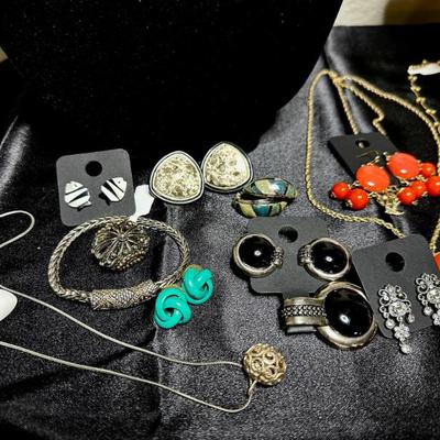 Sale Photo Thumbnail #56