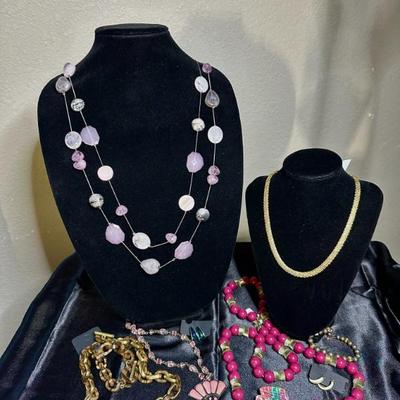 Sale Photo Thumbnail #396