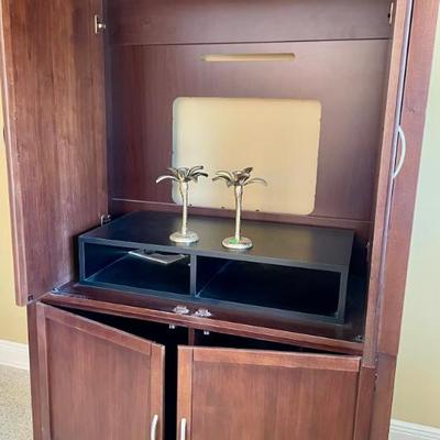 Sale Photo Thumbnail #76