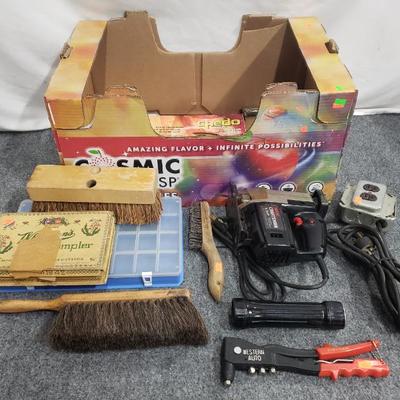 Sale Photo Thumbnail #173