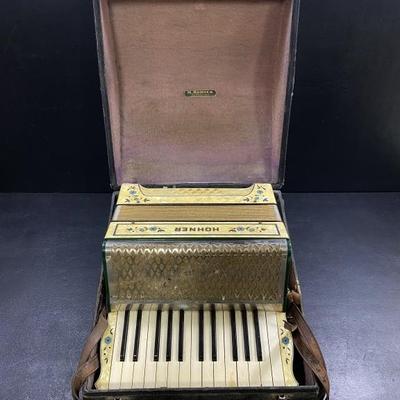 Sale Photo Thumbnail #51